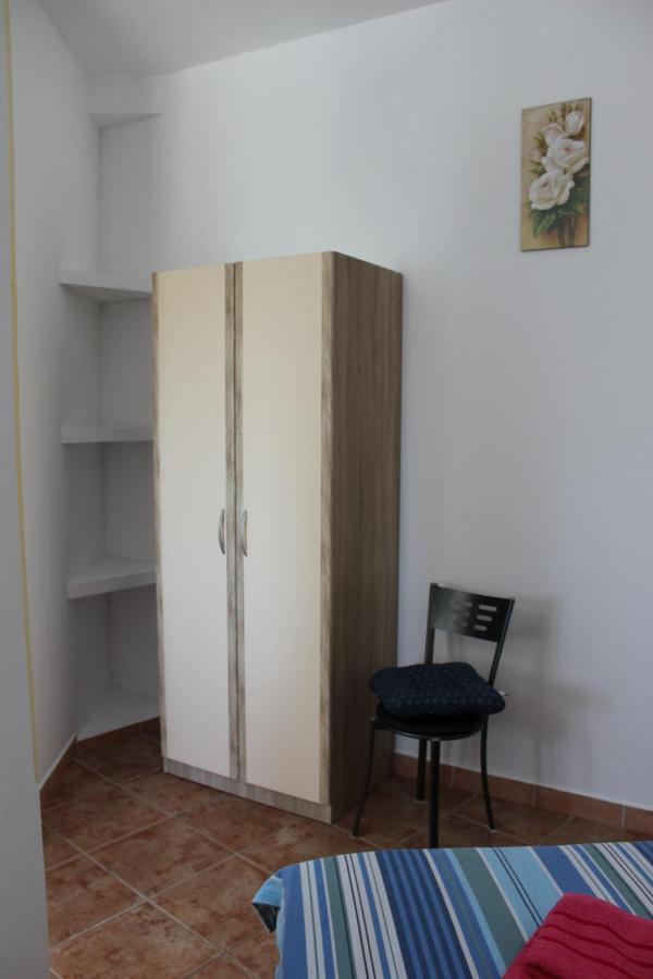 Apartment Mis Floura リエカ エクステリア 写真