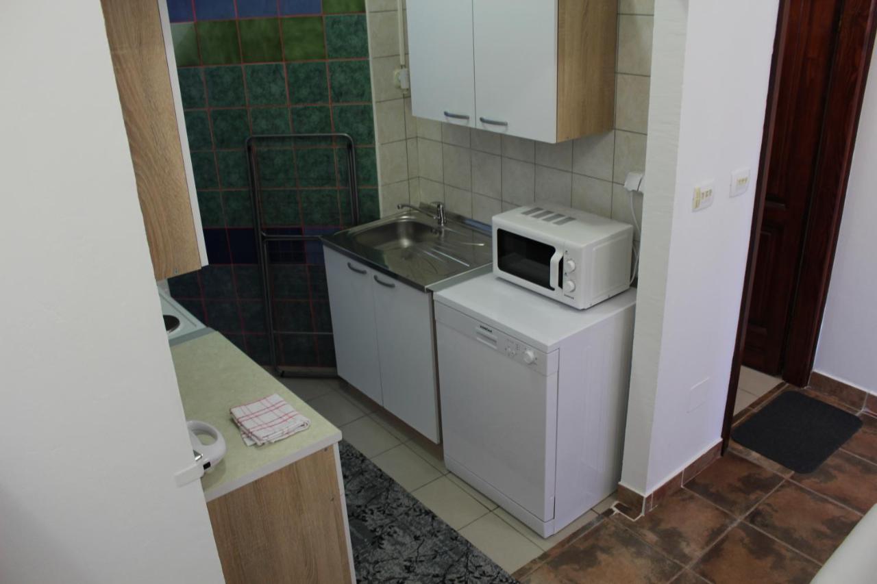 Apartment Mis Floura リエカ エクステリア 写真
