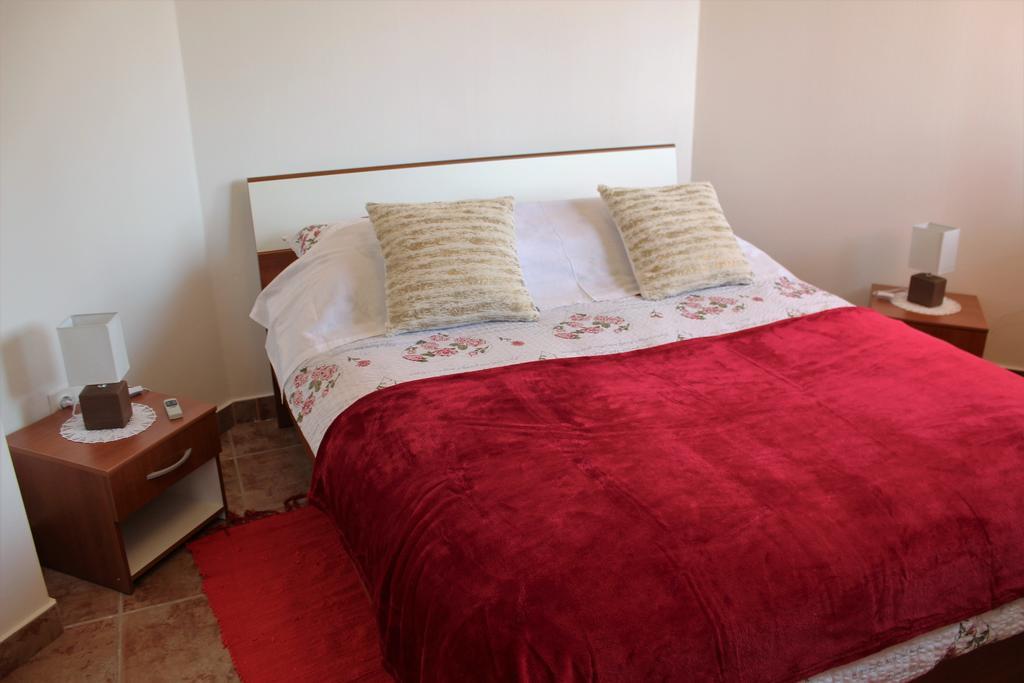 Apartment Mis Floura リエカ エクステリア 写真