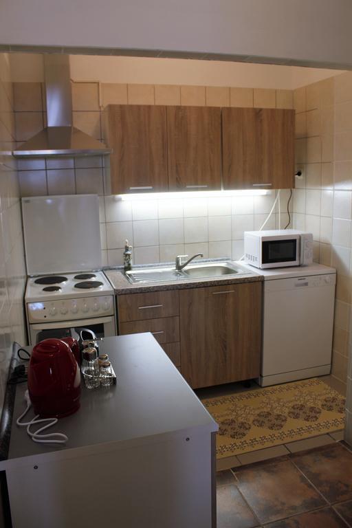 Apartment Mis Floura リエカ エクステリア 写真