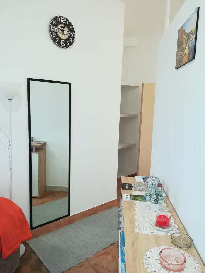 Apartment Mis Floura リエカ エクステリア 写真