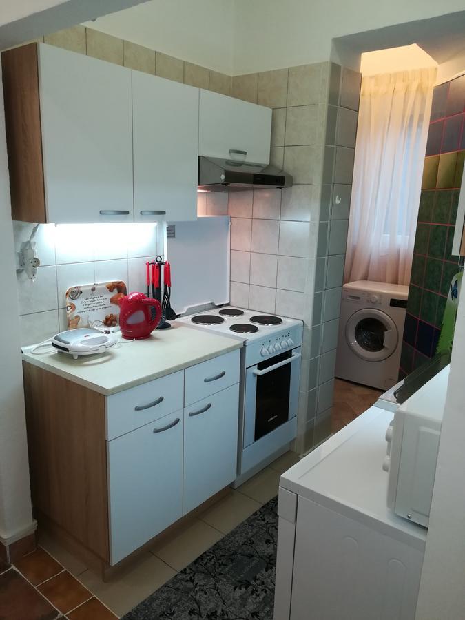 Apartment Mis Floura リエカ エクステリア 写真
