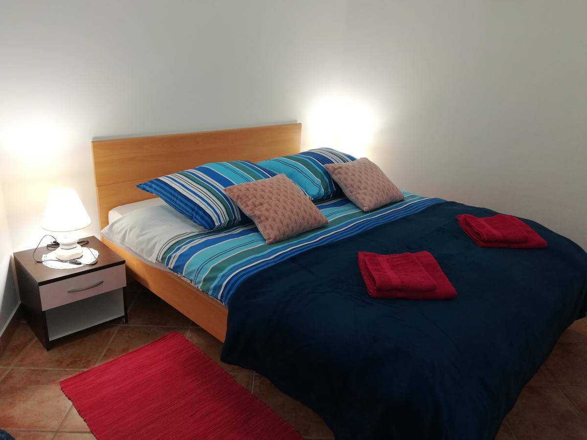 Apartment Mis Floura リエカ エクステリア 写真